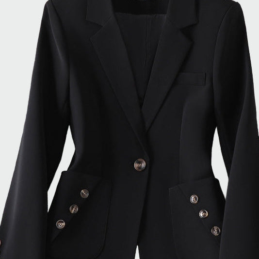 Beáta - Żakiet w olśniewającym kroju